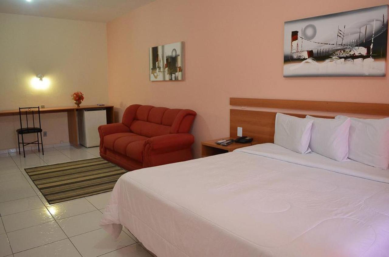 Calabreza Hotel E Restaurante تريس كوراسويس المظهر الخارجي الصورة